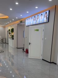 -苗医生0感祛痘连锁
