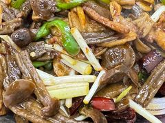 -鲁南仔·滕州炒鸡(经三路店)