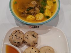 油豆腐牛肉粉丝汤（咖喱）-小杨生煎(龙之梦购物中心店)