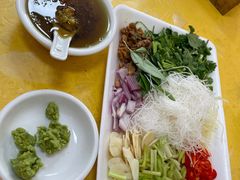 -官塘陈记鱼生·潮汕砂锅粥·牛肉火锅(潮枫路总店)