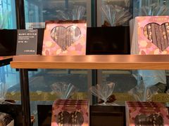 -Laderach 莱德拉(上海环贸iapm店)