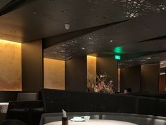-左庭右院鲜牛肉火锅黑金店(陆家嘴中心店)
