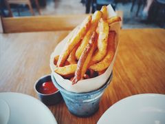 -ROAST coffee & eatery