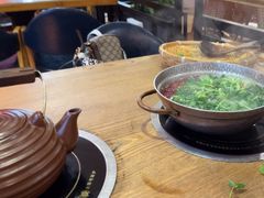 -吃饭皇帝大土家民族菜(正大广场店)