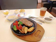 -雅泰来(解放路店)