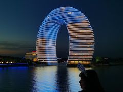 -湖州太湖旅游度假区-月亮广场