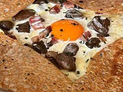 熏肉鸡蛋芝士奶油蘑菇可丽饼-RAC BAR(安福路店)