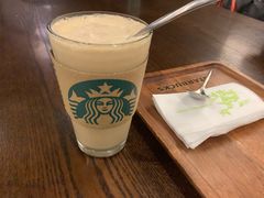 -星巴克臻选(南京金茂览秀城店)
