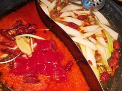 -鸿姐老火锅(疁城新天地店)
