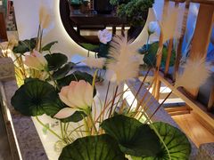 -荷塘秋月·本帮江浙菜(国权路店)