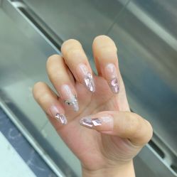 -By.2一站式美甲美睫