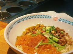 -呼啦面馆·头牌豌杂面(爱琴海店)