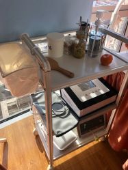 -苗方清颜专业祛痘连锁机构