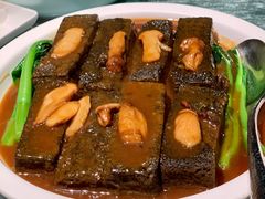 鲍汁松茸焖黑豆腐-新雅(丰盛里店)