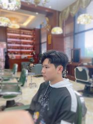 -尼特斯男士发型馆