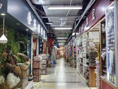 -钱万里桥小商品市场(虎池路店)