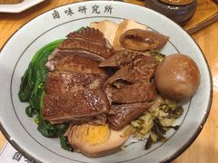 鹅肉拼大肠-狮头牌卤味研究所·卤味饭(花城汇南区店)