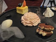 -香格里拉鱼跃地中海西餐厅·牛排披萨