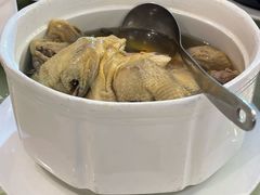 -荣誉海鲜酒楼(海湾店)