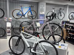 -迪卡侬(环球港店)
