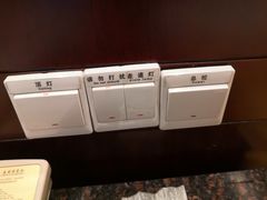 -春兰国宾馆(凤城河风景区老街店)