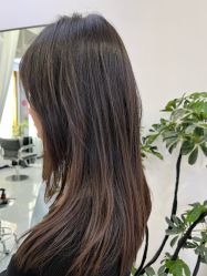 -V7 HAIR SALON