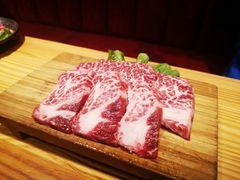 调味牛五花肉-青瓦炭韩潮烤肉(花园道店)