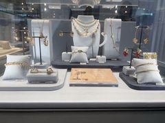 -HEFANG Jewelry何方珠宝(IFS店)