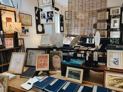 -邊城書店