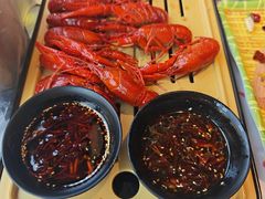 -肥肥虾庄·金牌油焖大虾(杨园滨江时代walk店)