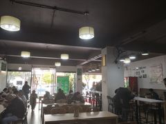 大堂-金实大酥牛肉面