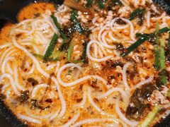 -云味馆过桥米线(皇庭广场店)