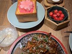 -蜜桃餐厅·伴山(湖滨商业街店)