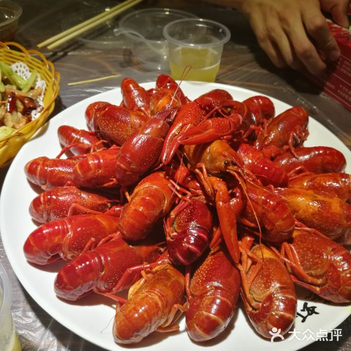 肥肥虾庄·金牌油焖大虾(民国风首义路店)肥肥蒸虾图片