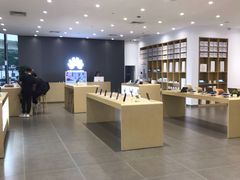-华为授权体验店(中山公园来福士)