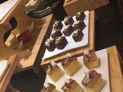 -西藏饭店·亚克·食光自助餐厅(文殊院店)