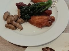 -东方红海鲜百汇(国际大厦店)