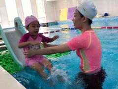 -乐悠游亲子游泳俱乐部