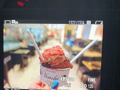 -VENCHI 闻绮(北京国贸商城店)