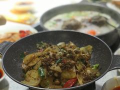锅仔土豆片-一把骨(盐市口店)