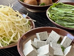 -冯校长老火锅(中联广场店)