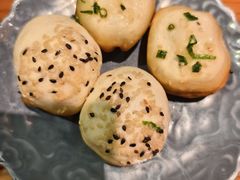 和牛鲜肉双拼-鑫震源·苏式大虾生煎(山塘街店)