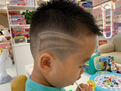 -星咔萌StarCamo儿童剪发(芳圆里IDMALL品牌形象店)