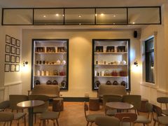 大堂-星巴克臻选(广州沙面店)