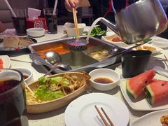 -海底捞火锅(杭州庆春路夜宵主题店)