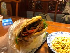 -老兰家传统烧烤炒菜泡馍(小南门店)
