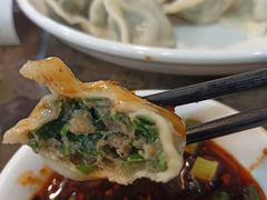 -周家大连水饺(美专校街店)