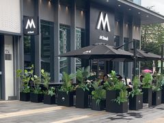 -M Stand(深圳龙岗万科广场店)