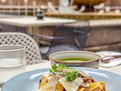 -潮一不贰·法式甜品·生日蛋糕·西式简餐(外滩店)