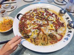 -江渔儿酸菜鱼(港湾1号店)
